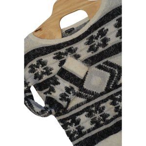 Express Women's Black and Cream Aztec Knit Shaggy‎ S/P Long Sleeve Sweater